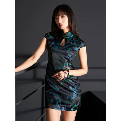 Double-breasted Buttoned Cheongsam / Qipao