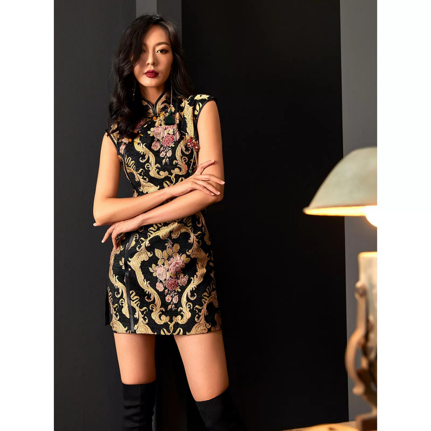 Gold Jacquard High Neck Qipao / Cheongsam